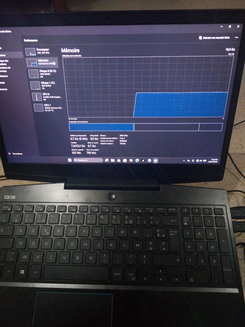 نبيع حاسوب مكتبي قوي مناسب للألعاب 🎮، التصميم، والمونتاج. الجهاز خدام مليح - Miniature 4