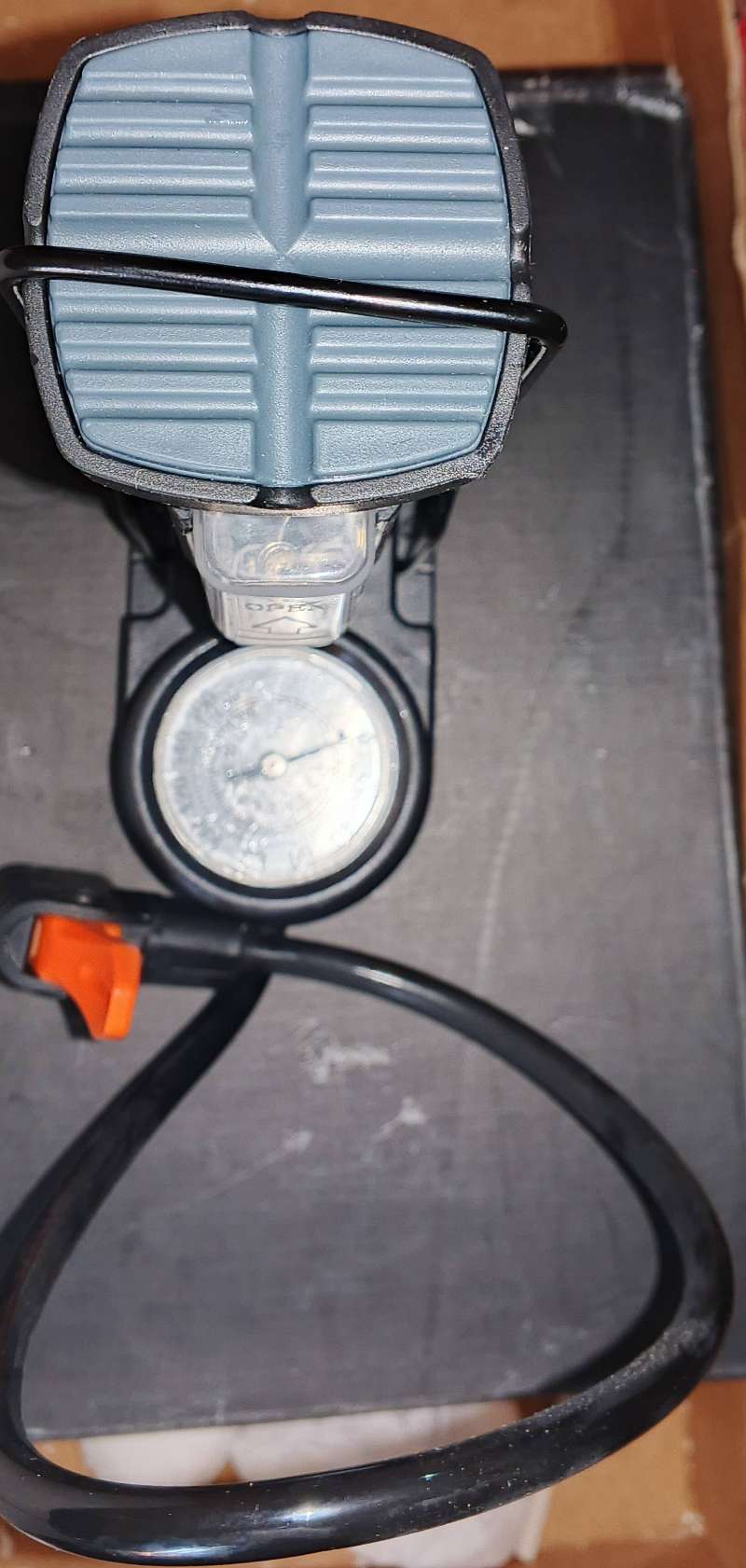 Mini foot pump " Pompe a air" - Miniature 2