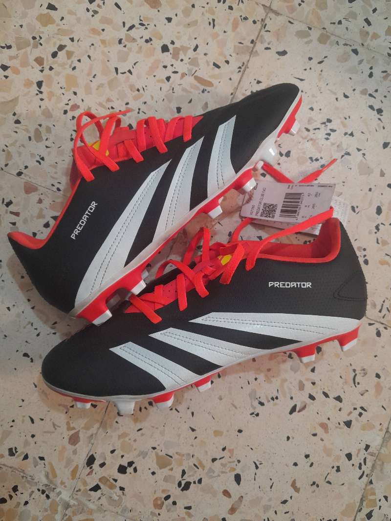 Soulier de foot - Miniature 3