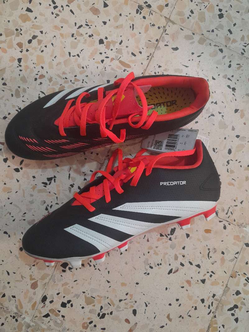 Soulier de foot - Miniature 2
