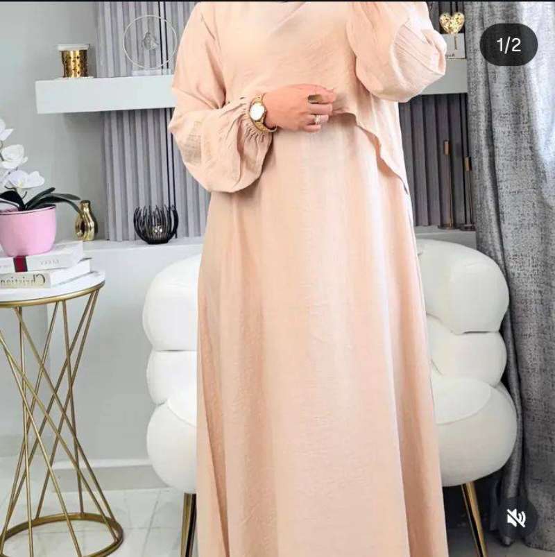 Des robes - Miniature 2