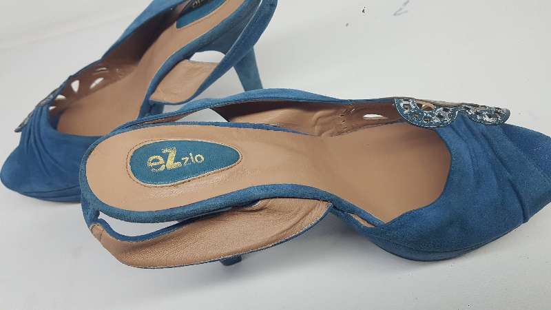 Chaussure sandale femmes pointure 37 de marque etat neuve - Miniature 7