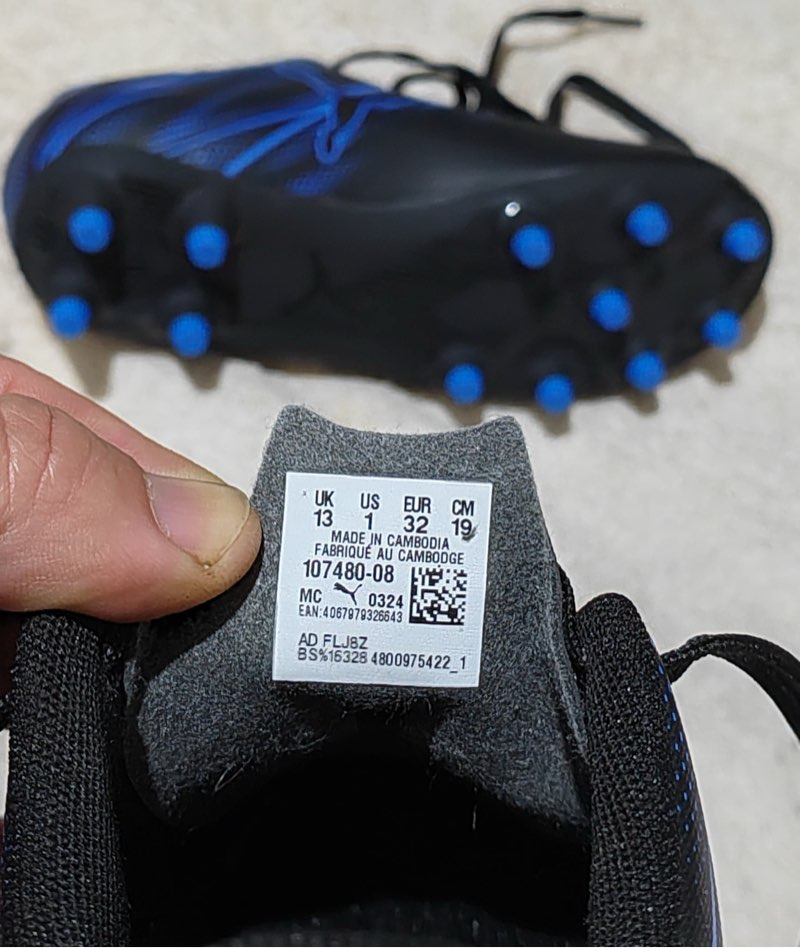 soulier de foot - Miniature 6