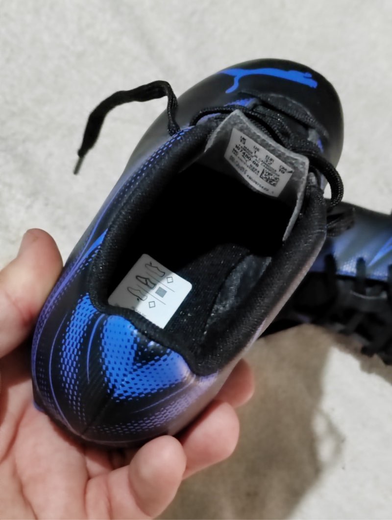 soulier de foot - Miniature 8