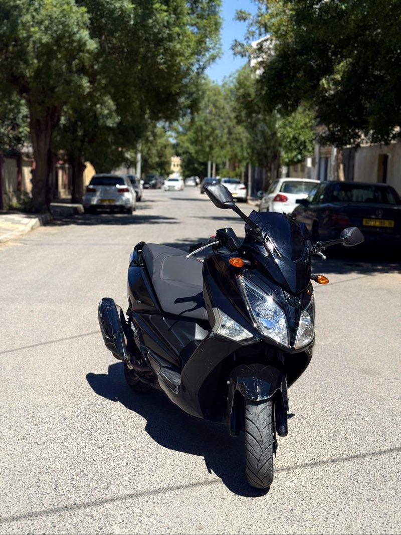 SYM Joymax 300i GTS 2016 roulé 50k