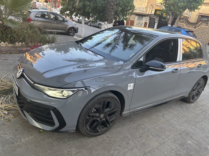 golf 8'5 1.5 turbo machia 17000km - Miniature 5