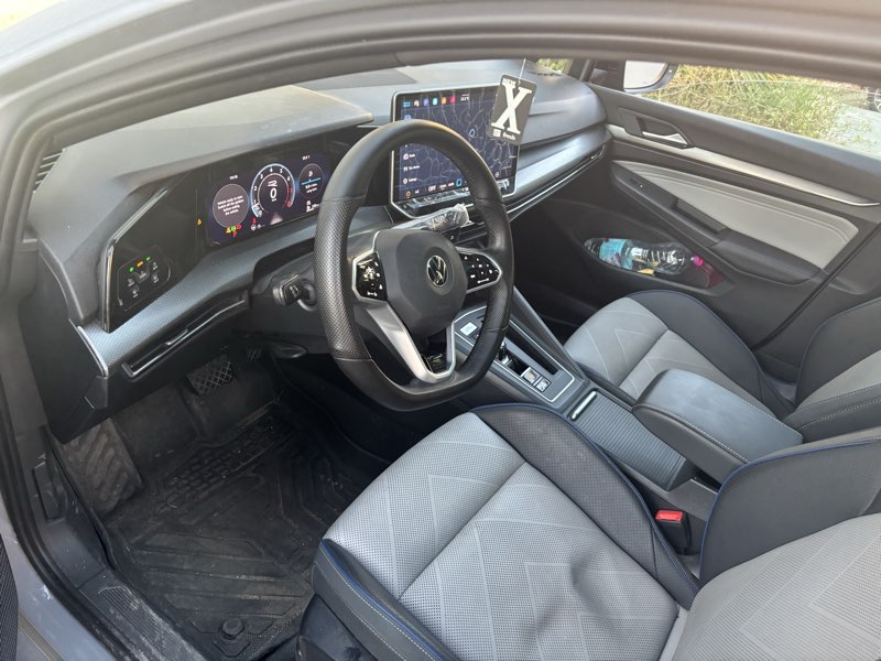 golf 8'5 1.5 turbo machia 17000km - Miniature 7
