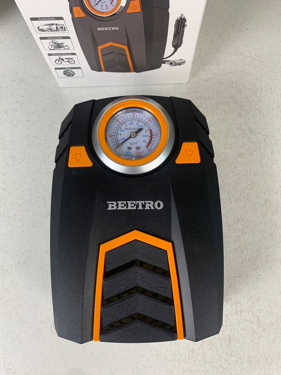 Compresseur de Voiture BEETRO BE0172 150 PSI - Miniature 7