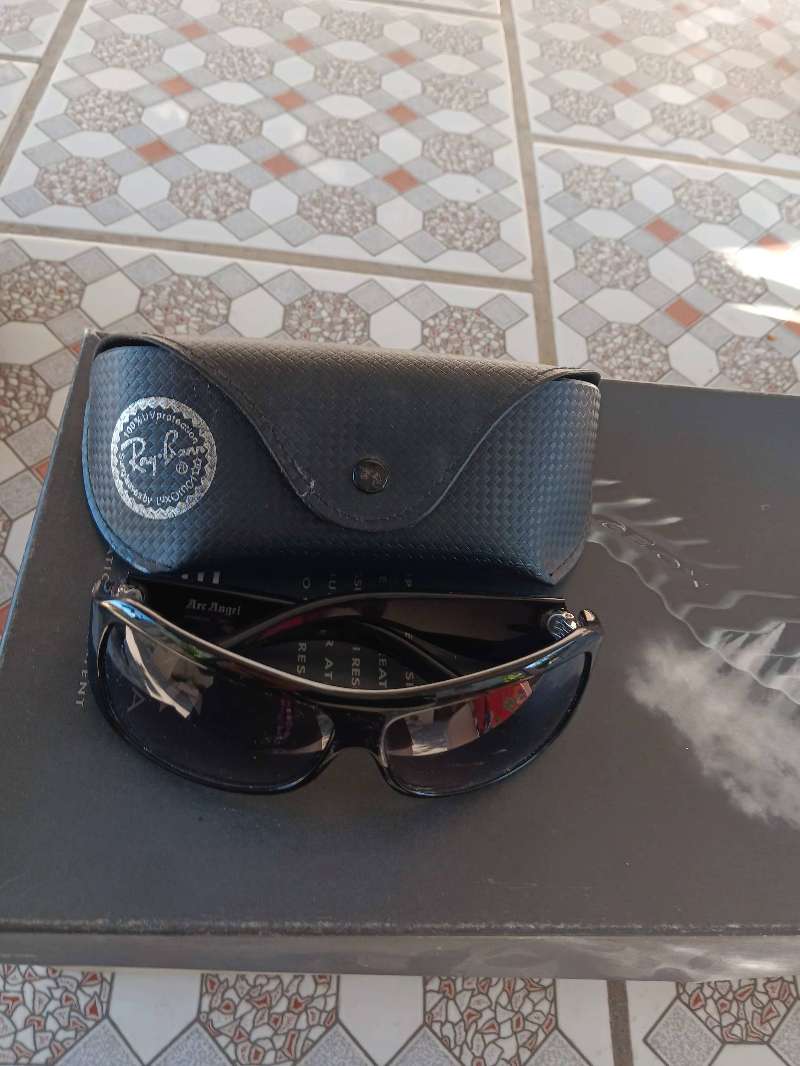 Lunettes soleil prada - Miniature 4