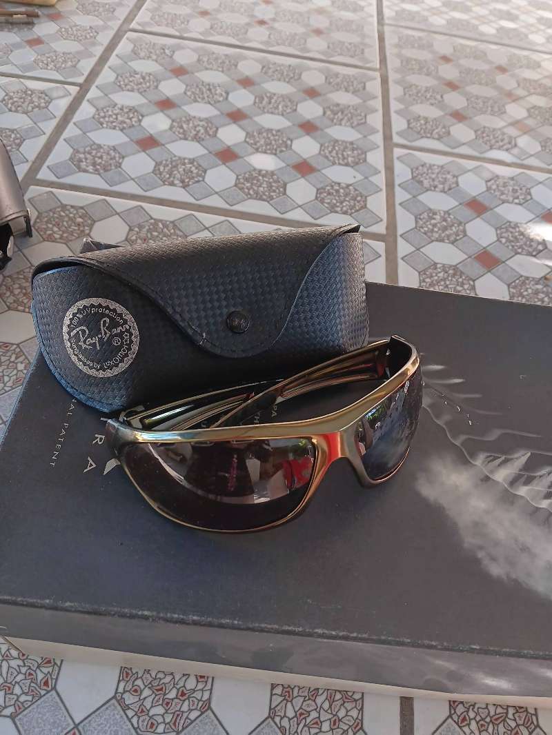 Lunettes soleil prada - Miniature 2
