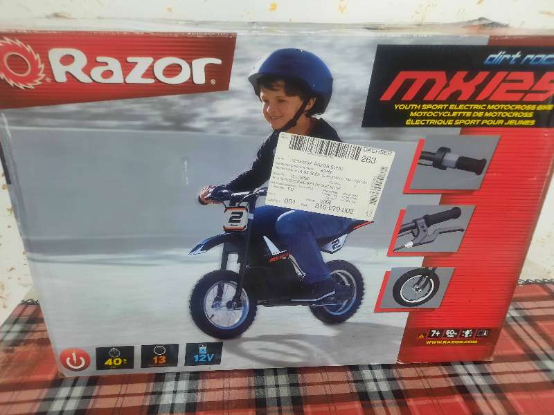 Motocross Électrique RAZOR MX125, Germany - Miniature 6