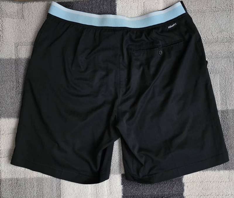 Short nike noir - Miniature 2
