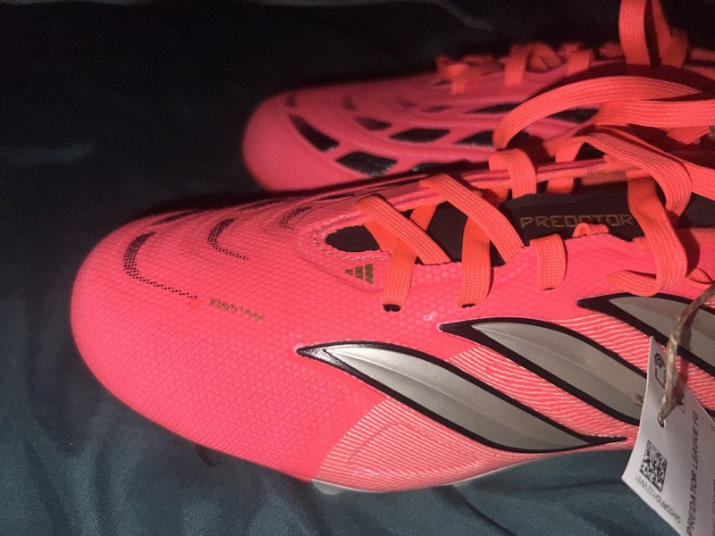 Soulier de football predator rose fluau pointure 39 - Miniature 8