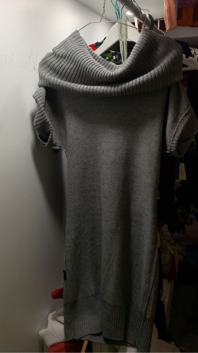 Robe grise