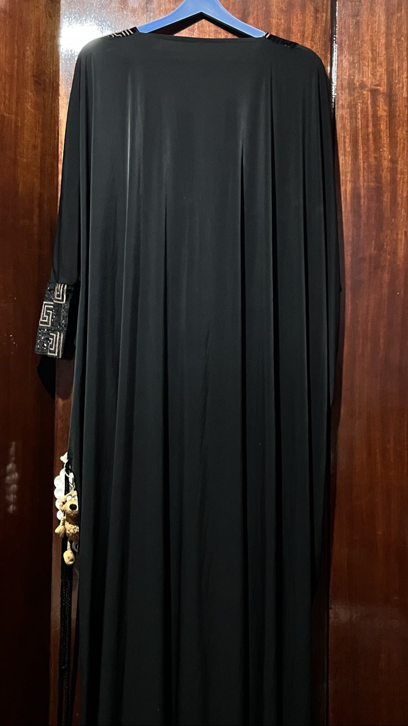 Abaya noire avec foular taille 58 - Miniature 2