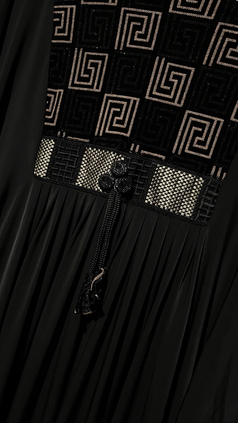 Abaya noire avec foular taille 58 - Miniature 3