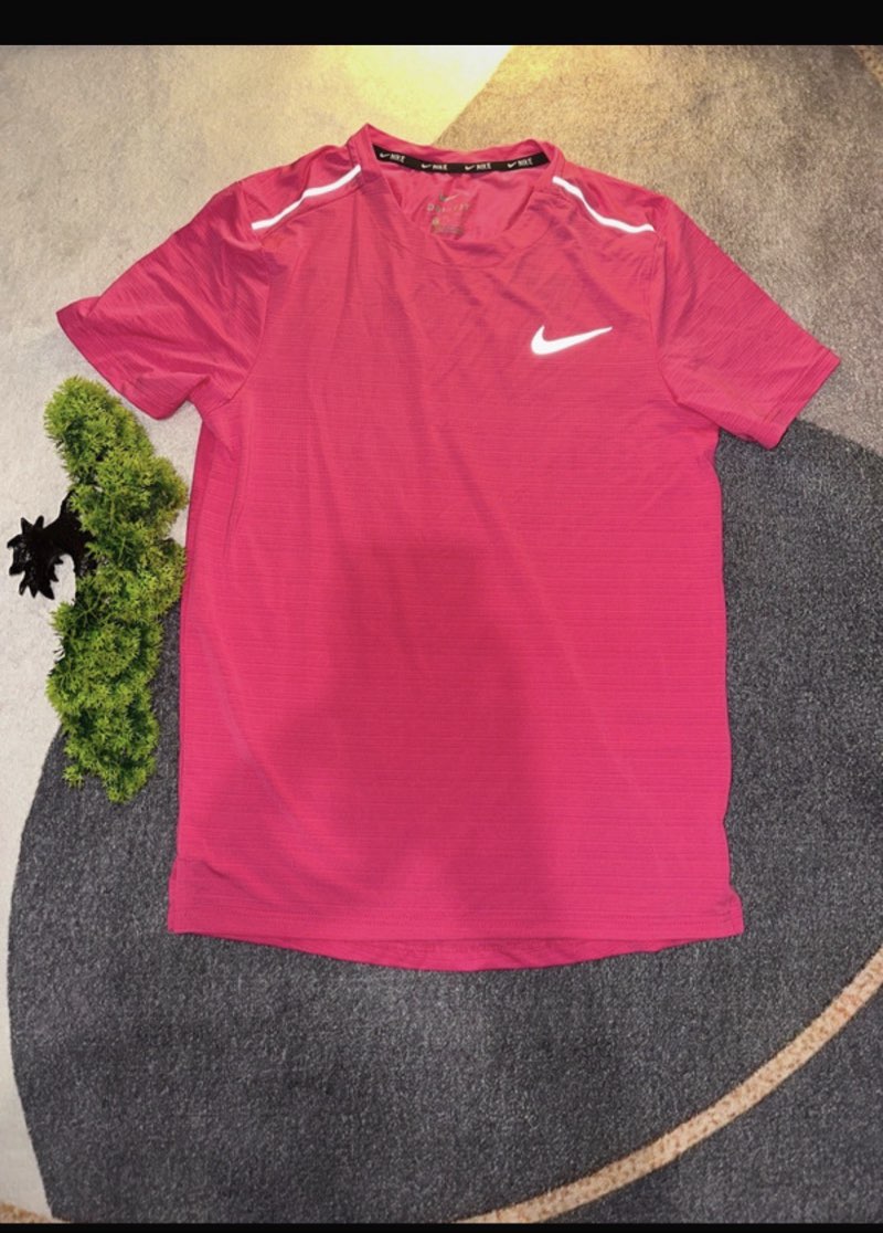 t-shirt nike miler