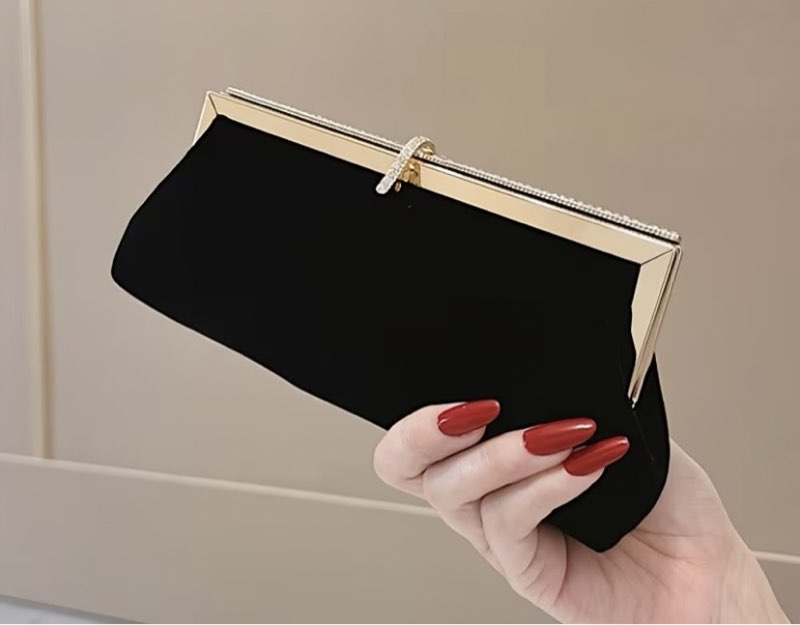 Pochette en velours