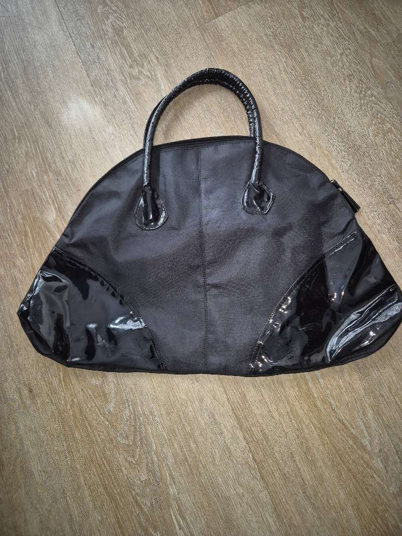 🖤Sac cabas noir, format généreux sans être encombrant, pratique pour objets