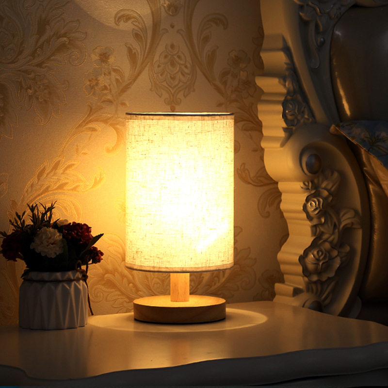 Lampe de table USB en bois massif et tissu pour chambre