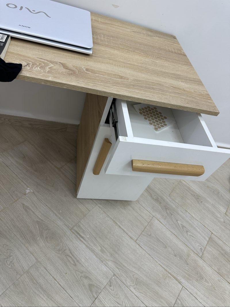 Bureau - Miniature 4
