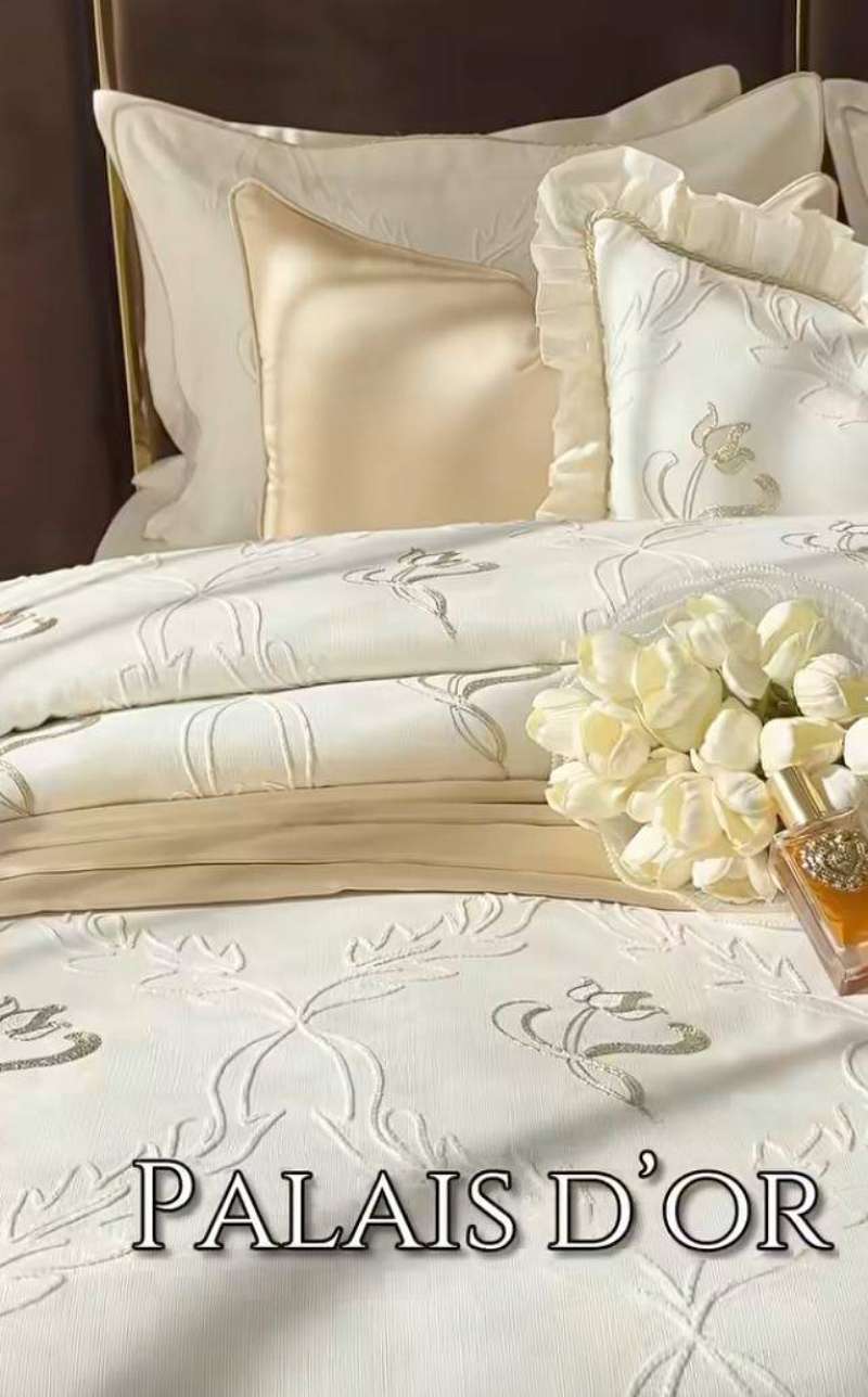 Couvre lit royal - Miniature 3
