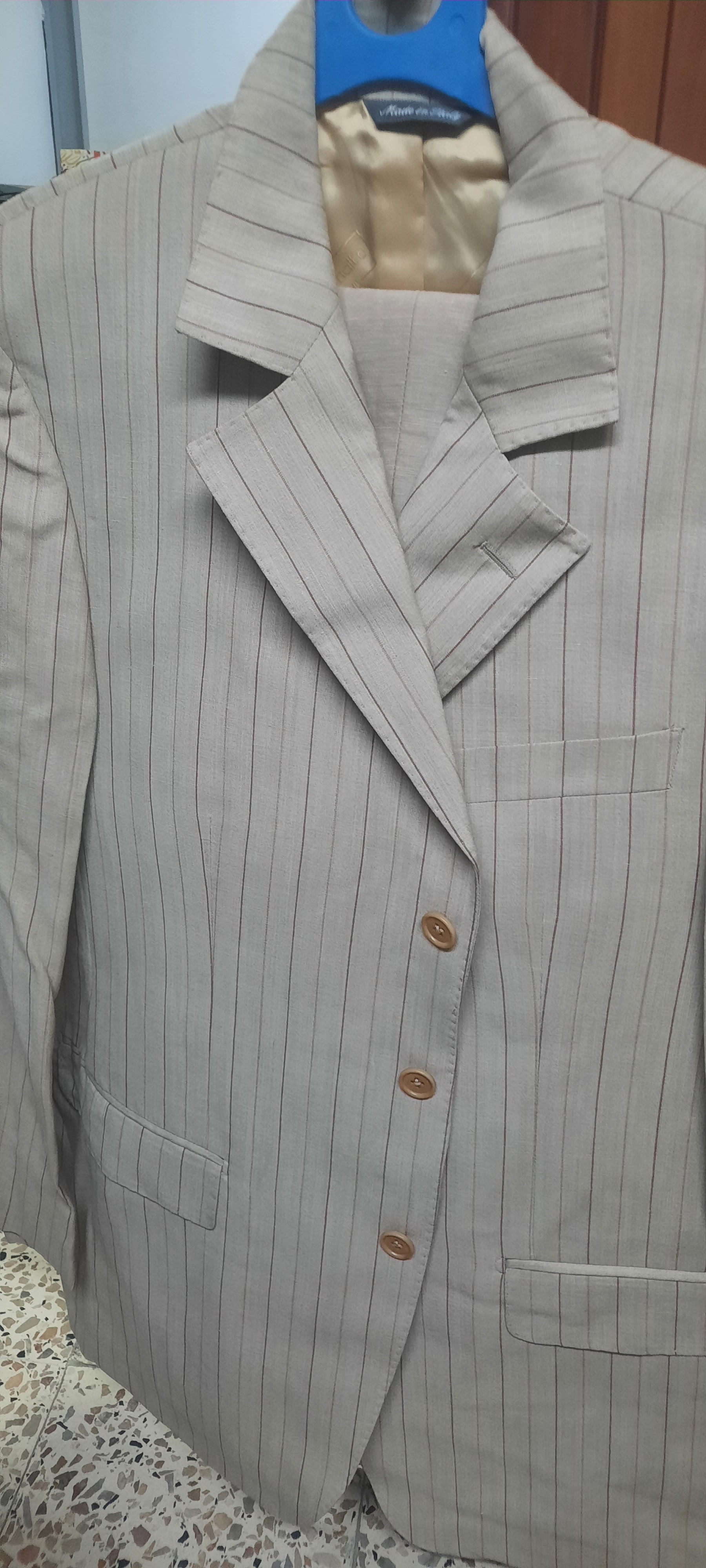 Costumes de marque  - Miniature 6