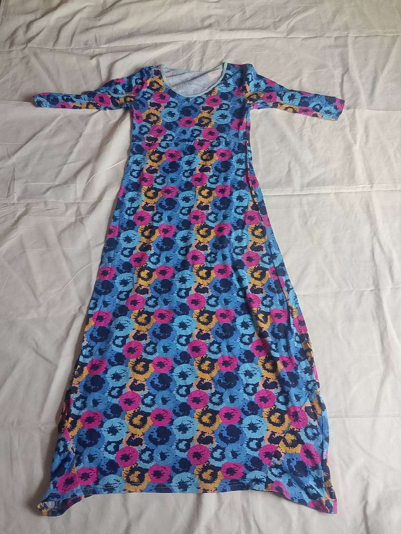 Magnifique robe d'été en tissu pezzo pezzo - Miniature 2