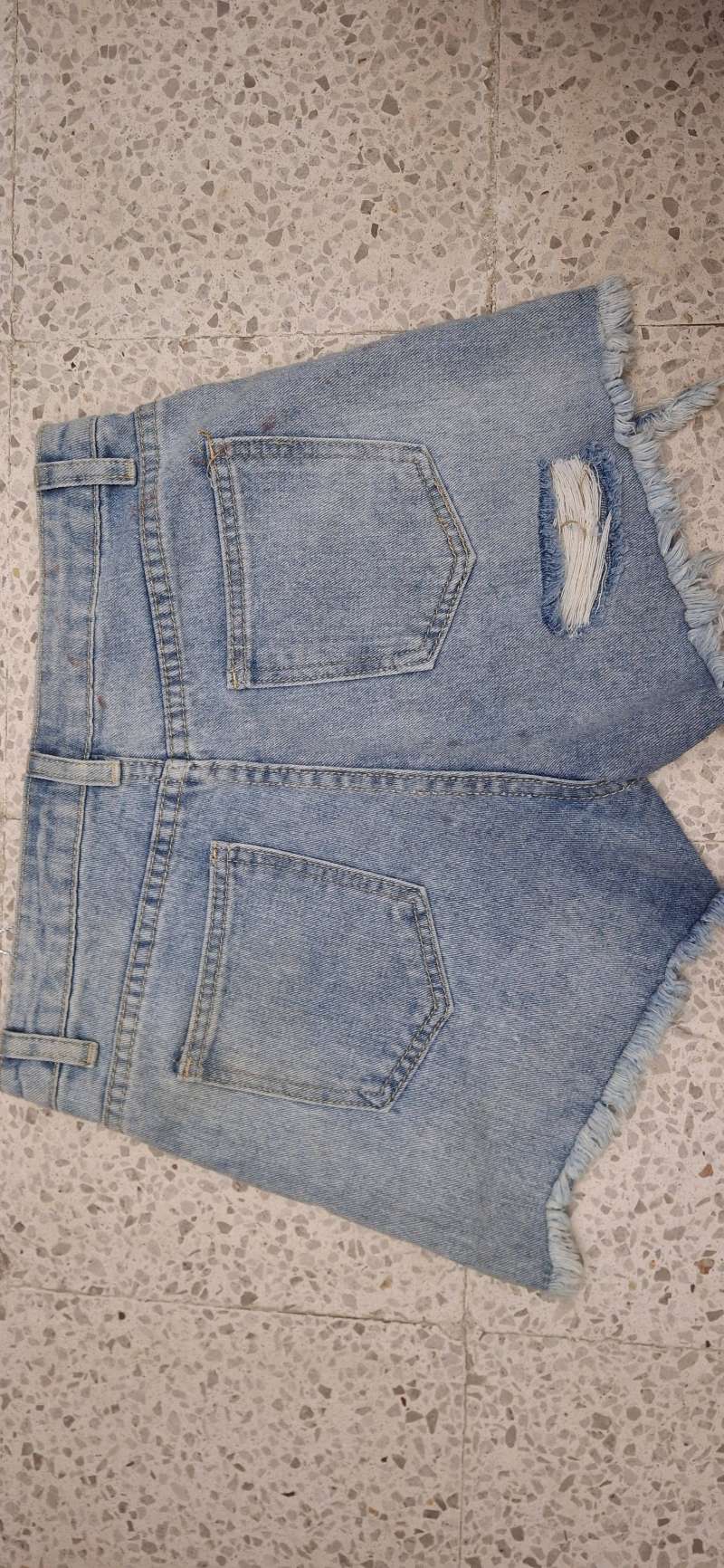 Short bleu clair - Miniature 2