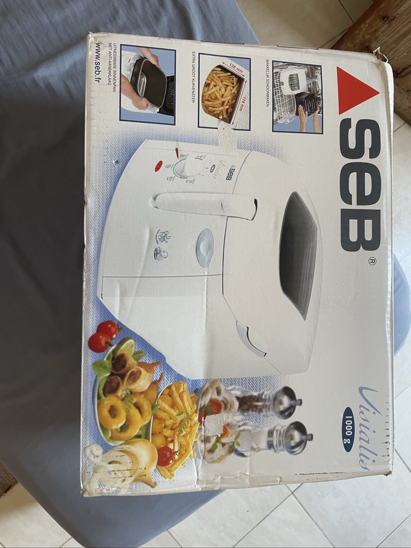Friteuse SEB blanche