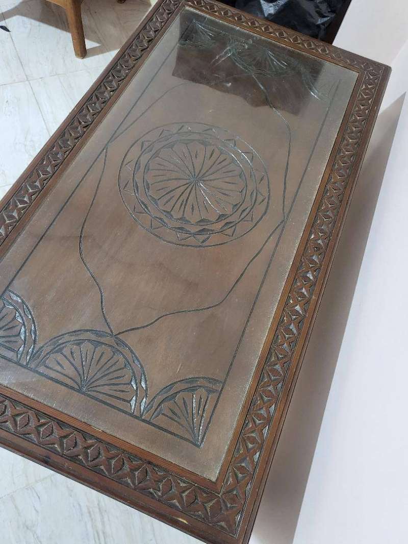 Table basse en bois sculpté – Vintage - Miniature 3
