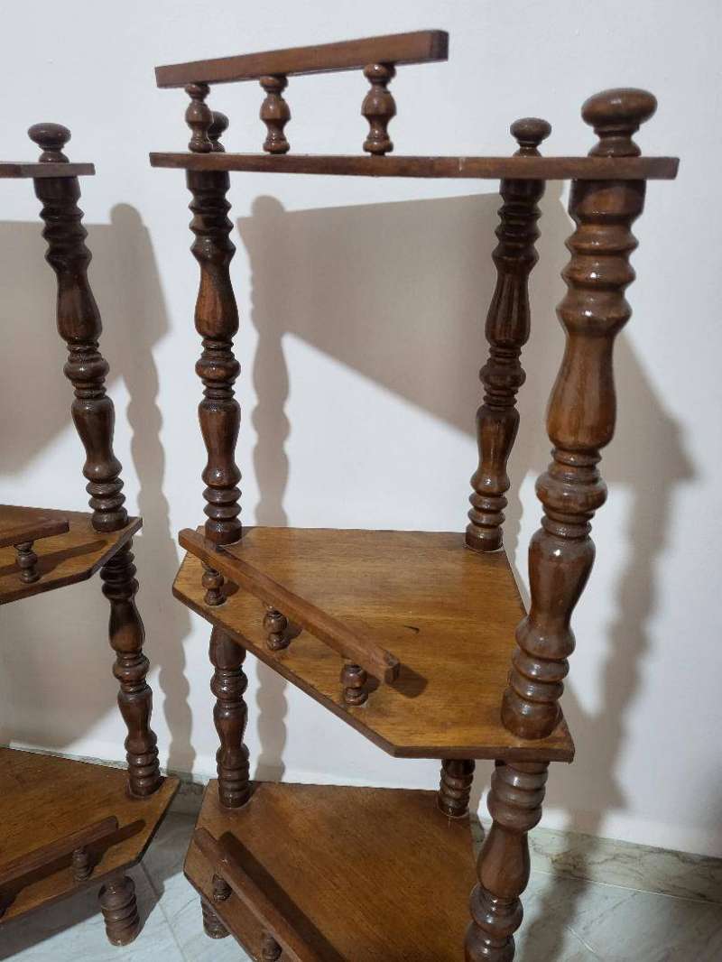Lot de 2 tables d’angle en bois – Vintage - Miniature 2