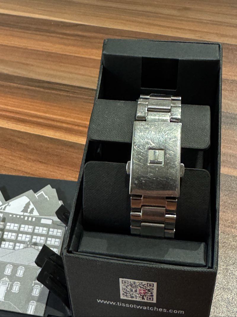 Montre Tissot Chrono XL - Boîte d'origine et carte de garantie - Miniature 3