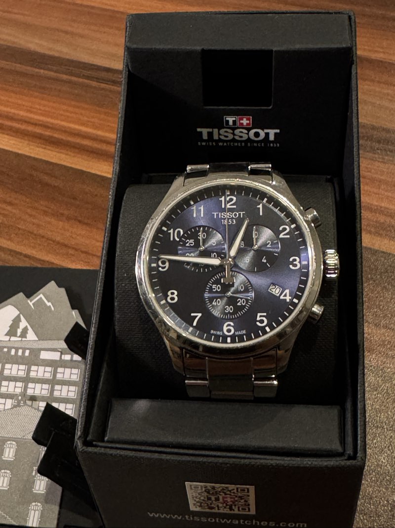 Montre Tissot Chrono XL - Boîte d'origine et carte de garantie - Miniature 2