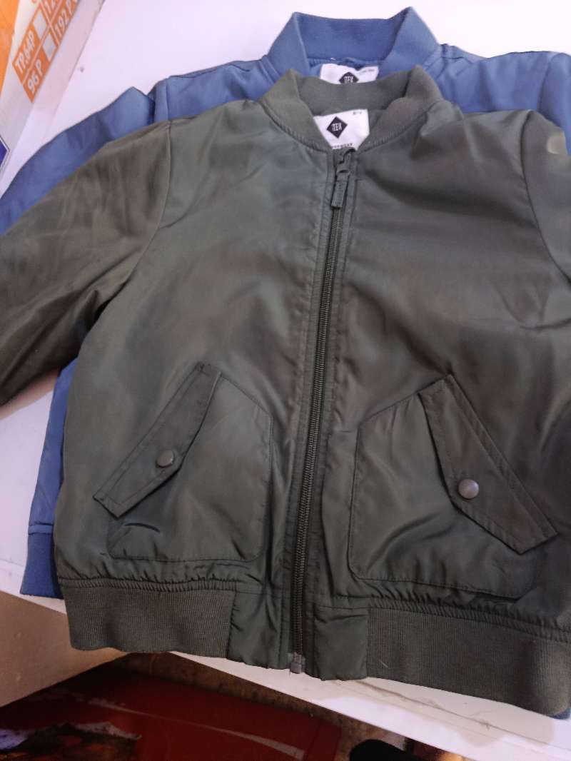 Vestes - Miniature 3